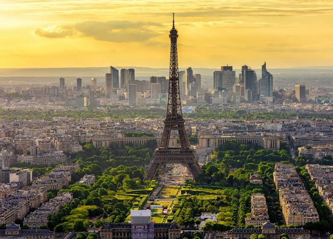 Legal Trip Paris